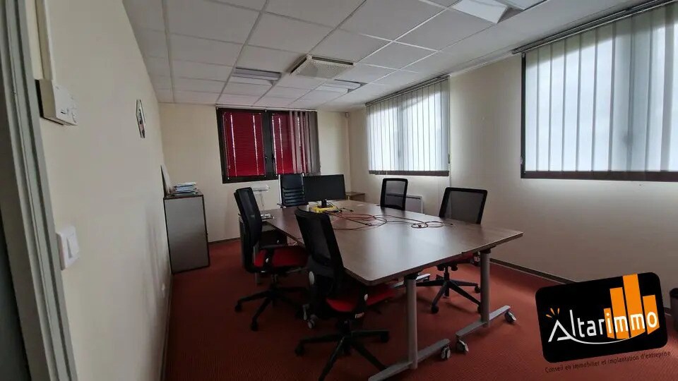 Office in Chartres for lease - Interior Photo - Image 3 of 14