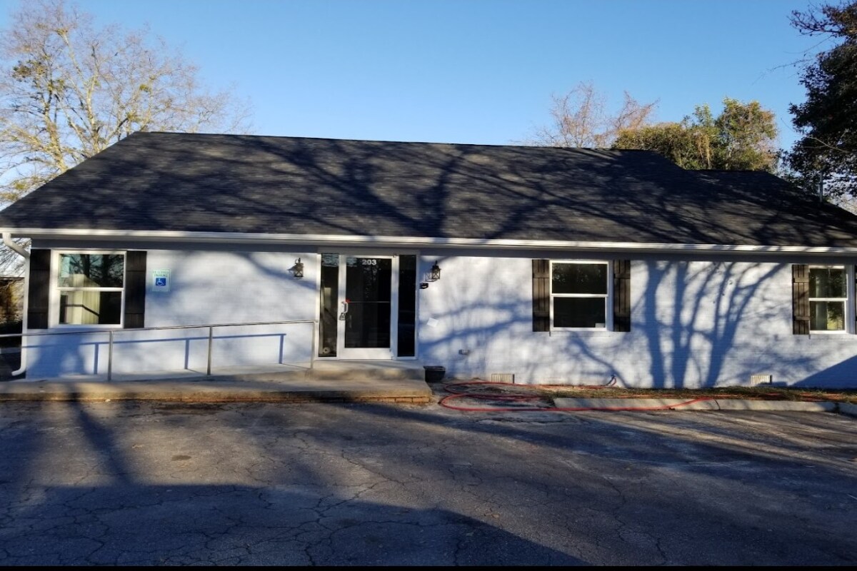 203 S C St, Easley, SC for sale Building Photo- Image 1 of 1