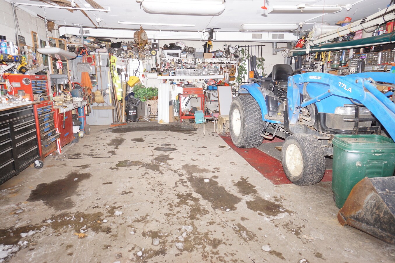 5620 Textile Rd, Ypsilanti, MI 48197