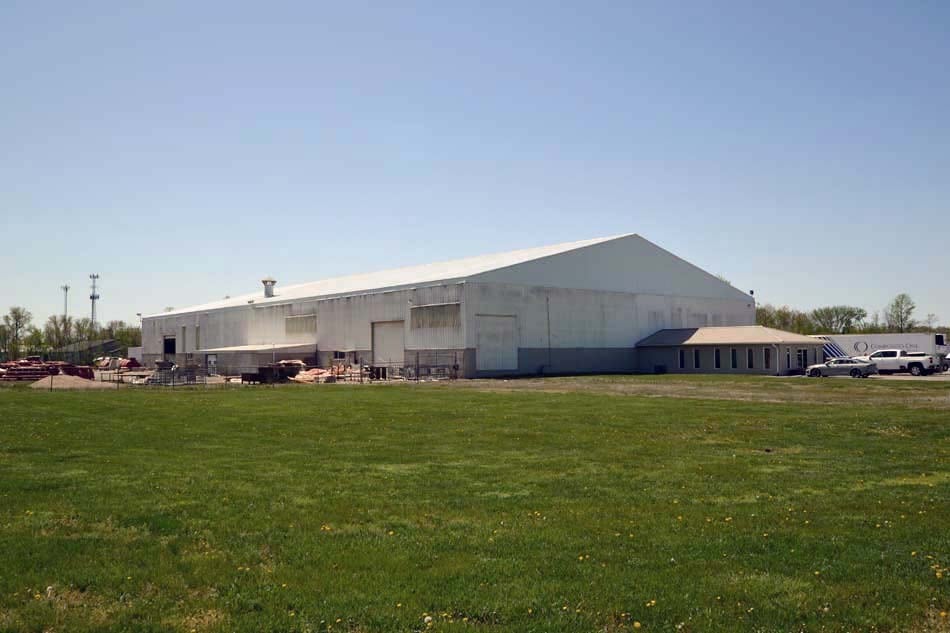 450 E Illinois Ave, Benton, IL for sale Building Photo- Image 1 of 8