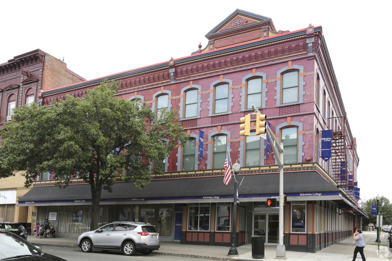 15 W Blackwell St, Dover, NJ 07801