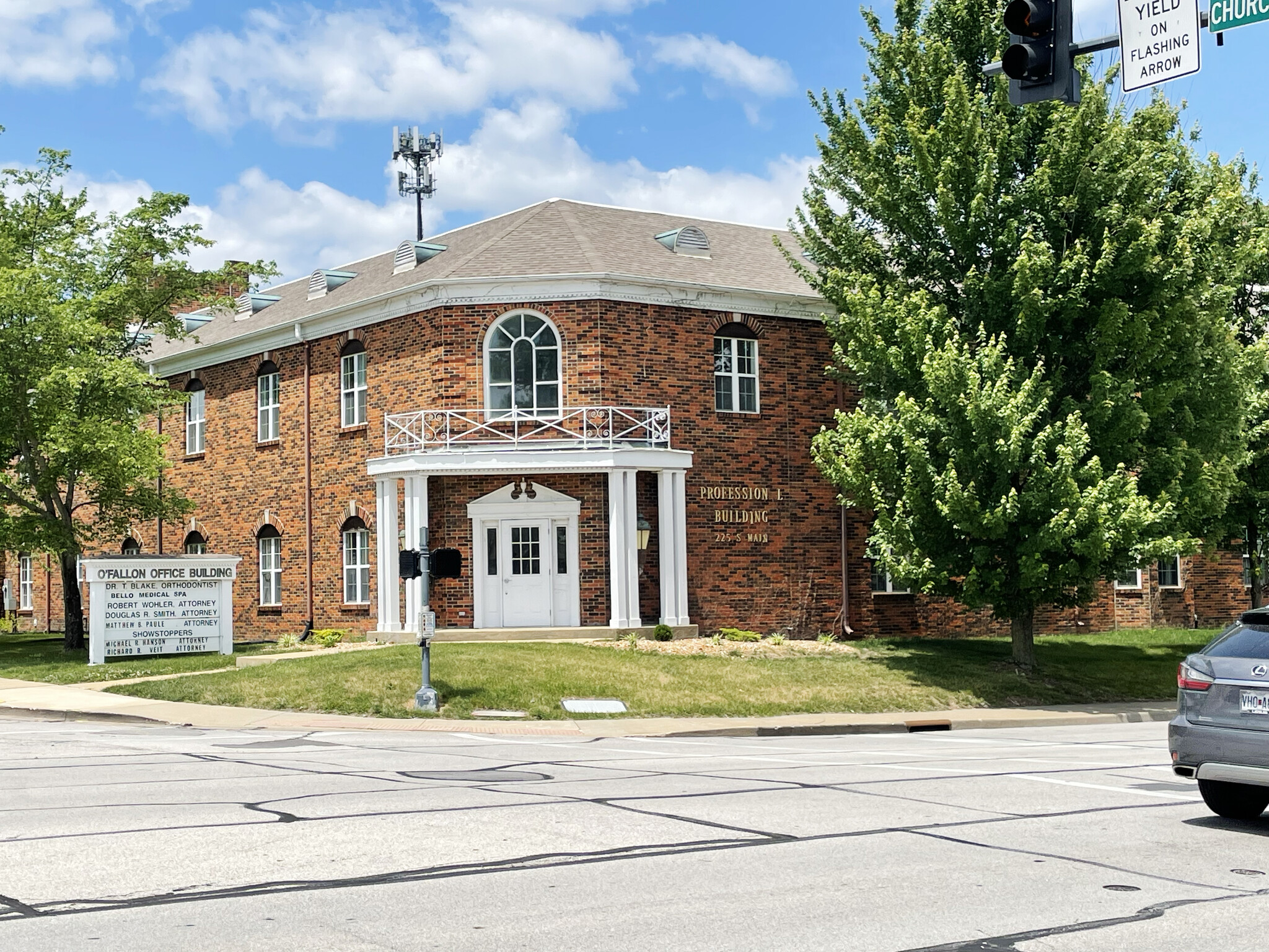 225 S Main St, O'Fallon, MO for lease Building Photo- Image 1 of 2