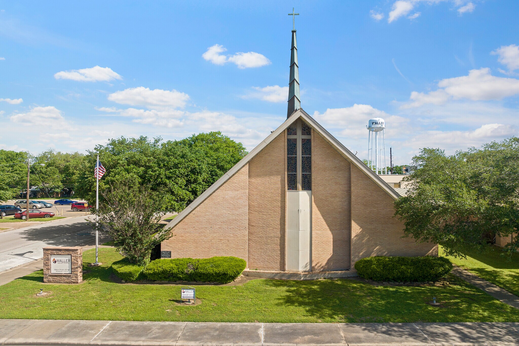 2520 Cherry St, Waller, TX for sale Building Photo- Image 1 of 1
