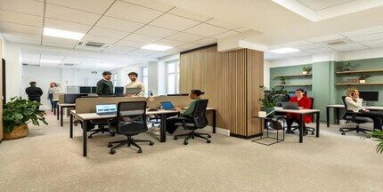 5 rue Royale, Paris for lease Building Photo- Image 2 of 11