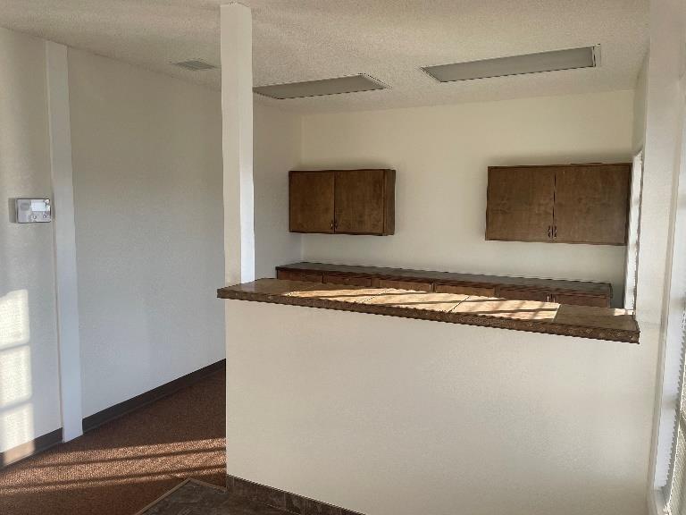 850-862 Lancaster Dr SE, Salem, OR for sale - Interior Photo - Image 3 of 7