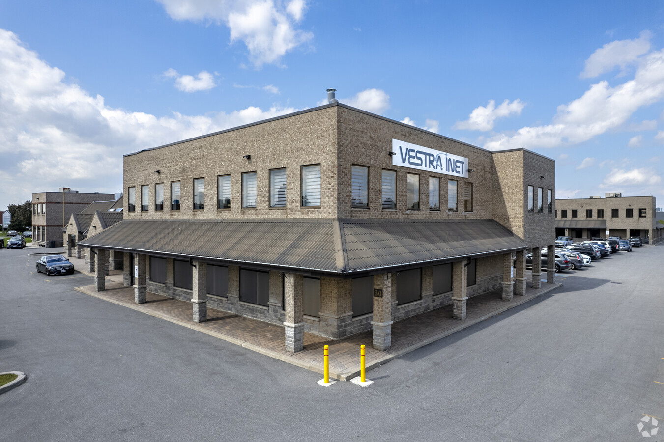 30 Pennsylvania Ave, Vaughan, ON L4K 4A5 - Flex for Lease | LoopNet