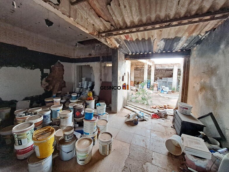 Industrial in Canals for sale - Building Photo - Image 3 of 10