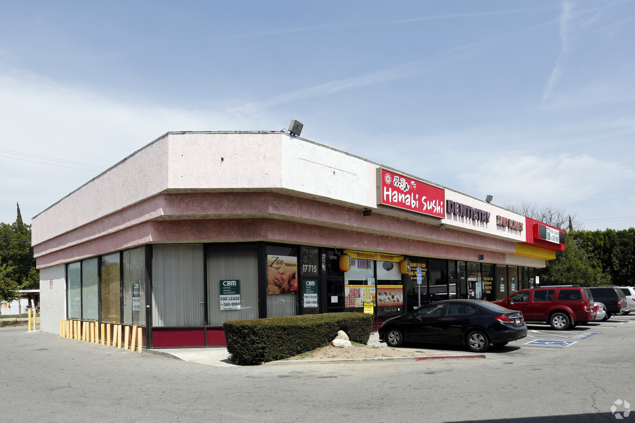 17703-17715 Saticoy St, Reseda, CA for sale Primary Photo- Image 1 of 1