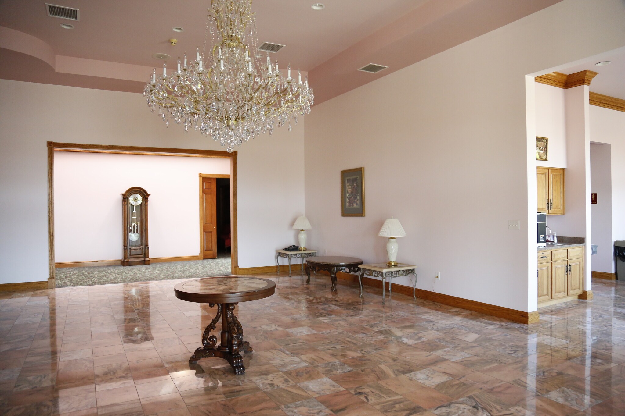 680 Cherry Tree Ln, Uniontown, PA 15401 Office/Special Purpose