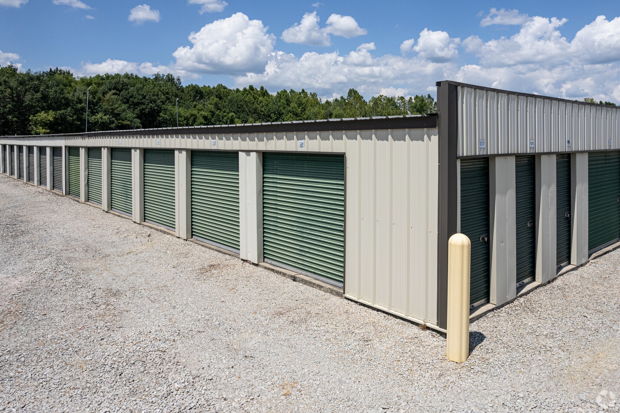 7507 Us-31 Hwy, Sellersburg, IN for sale Primary Photo- Image 1 of 1