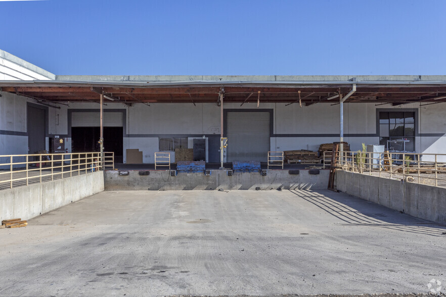 5333 N Cornelia Ave, Fresno, CA for lease - Building Photo - Image 2 of 8