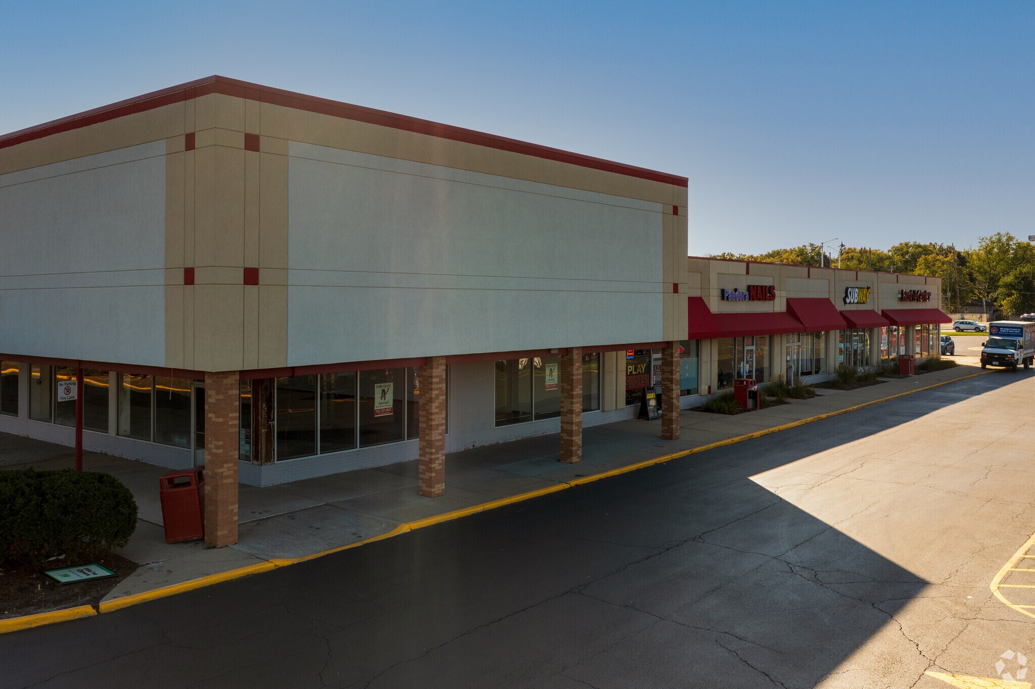 29353069 159th St, Markham, IL 60428 Canterbury Plaza