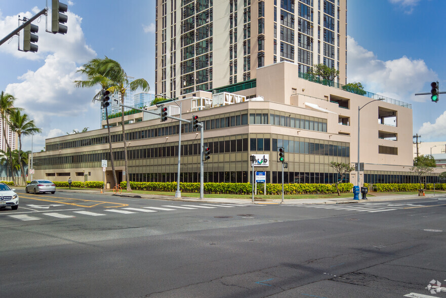 1050 Queen St, Honolulu, HI for lease - Building Photo - Image 3 of 5