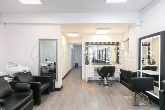 86 Mitcham Rd, London for lease Interior Photo- Image 2 of 15