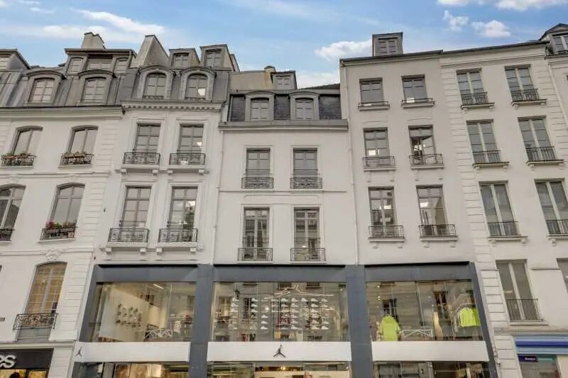 Office in Paris for lease Building Photo- Image 1 of 29