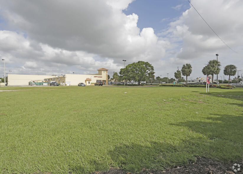 30346 Old Dixie Hwy, Homestead, FL for lease - Building Photo - Image 3 of 7