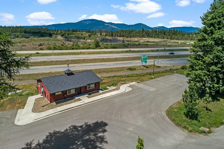 15687 N Government Way, Hayden, ID for lease - Building Photo - Image 3 of 8