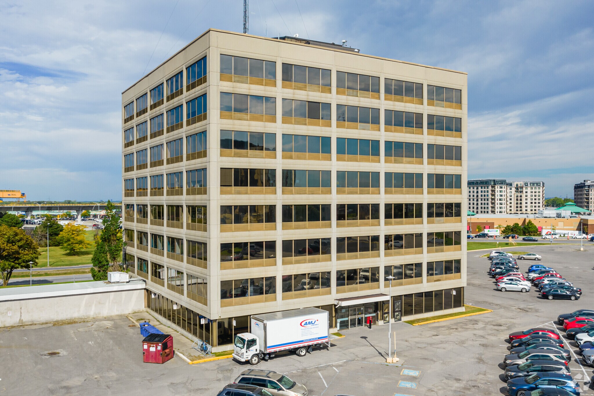 6600 Rte Transcanadienne, Pointeclaire, QC H9R 4S2 Office for Lease