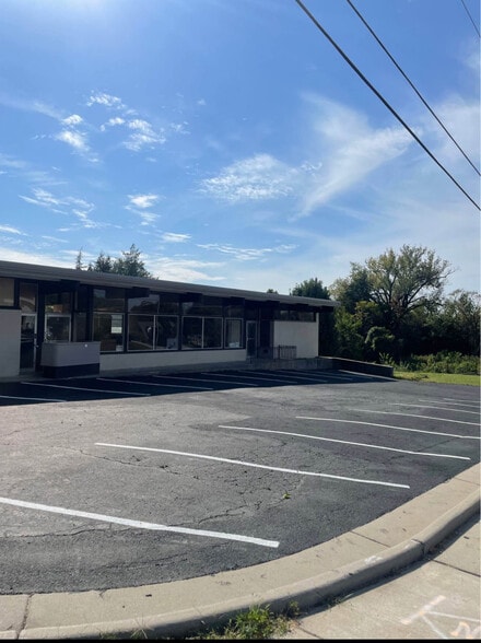 5401 State Ave, Kansas City, KS for lease - Building Photo - Image 1 of 1