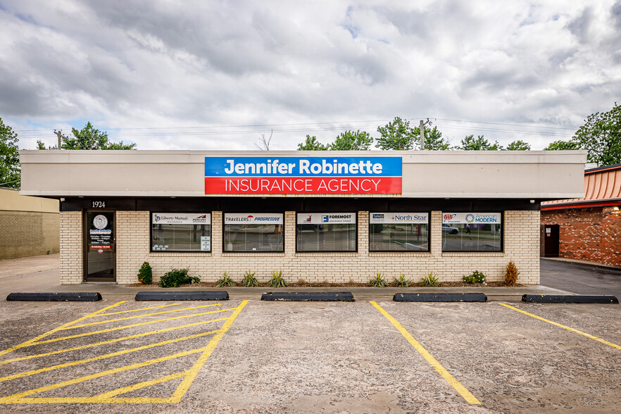 1924 NW Cache Rd, Lawton, OK for sale - Building Photo - Image 1 of 15