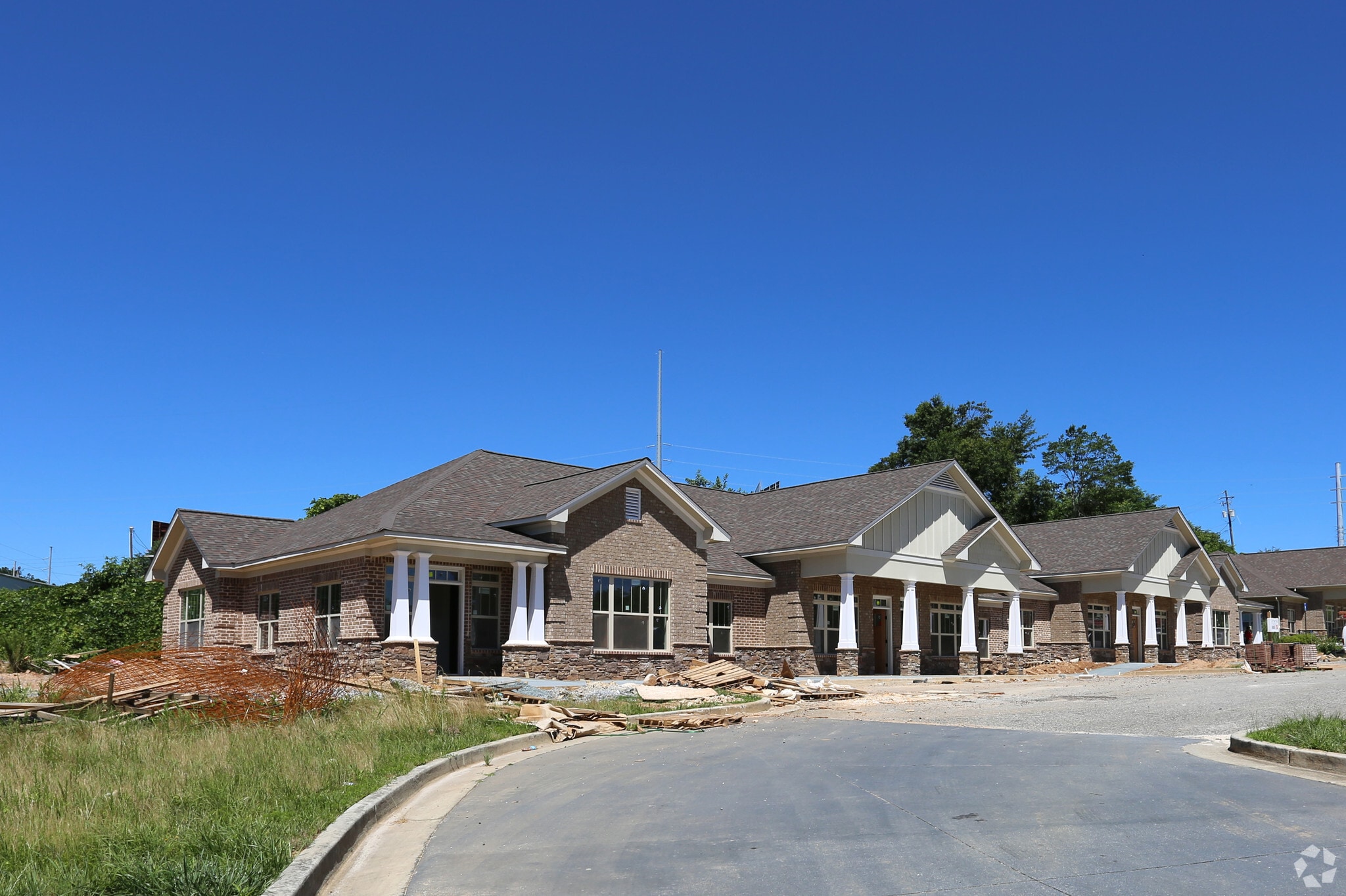 102 Mary Alice Park Rd, Cumming, GA for lease Building Photo- Image 1 of 5