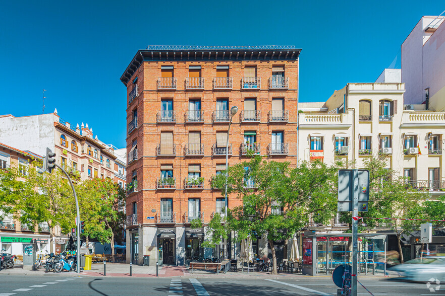 Calle De Santa Engracia, 112, Madrid, Madrid for lease - Building Photo - Image 2 of 3