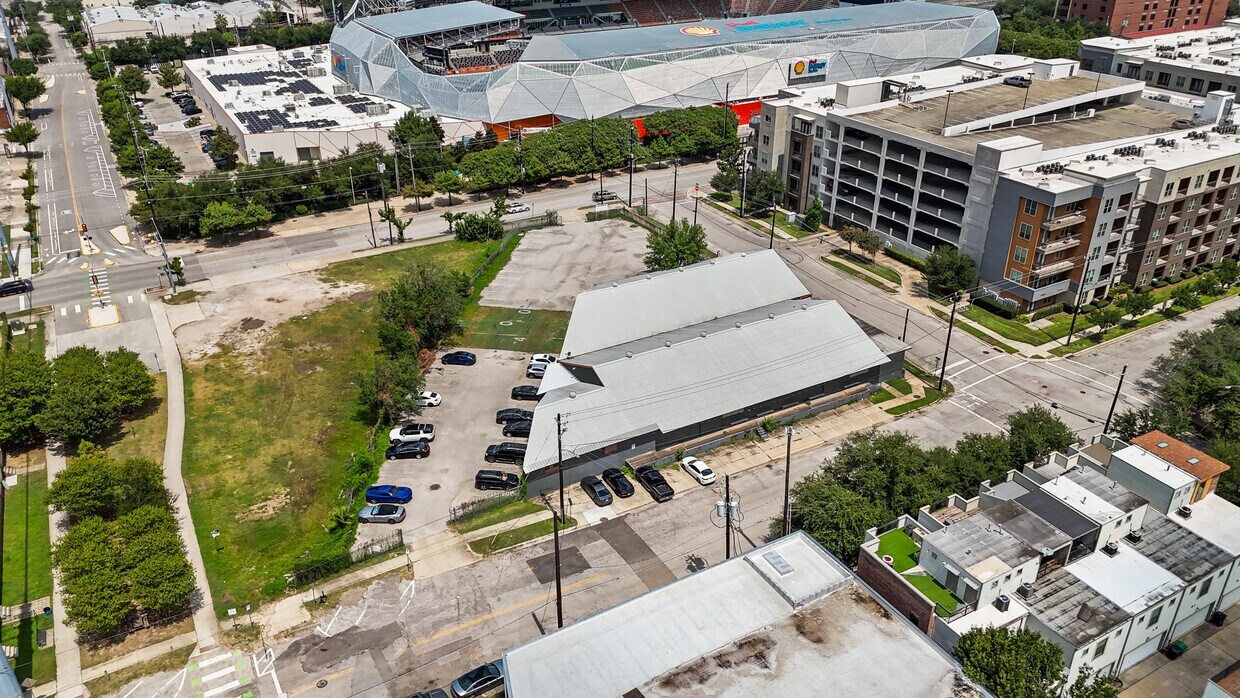 815 Emancipation Ave, Houston, TX for lease Building Photo- Image 1 of 22