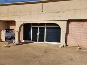 1901 W Gore Rd, Lawton, OK for lease Building Photo- Image 1 of 52