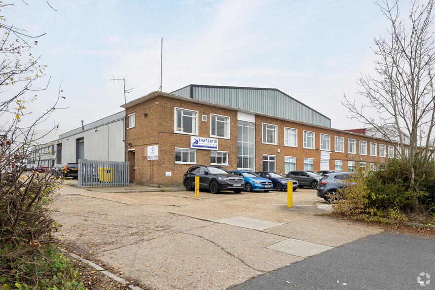 Paycocke Rd, Basildon for lease - Building Photo - Image 2 of 2