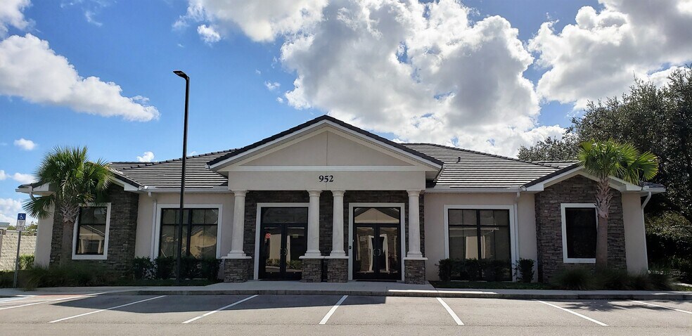 952 International Pky, Lake Mary, FL for lease - Building Photo - Image 1 of 12
