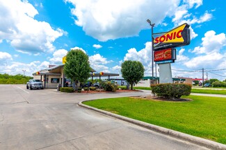 More details for 6767 W Port Arthur Rd, Port Arthur, TX - Retail for Lease