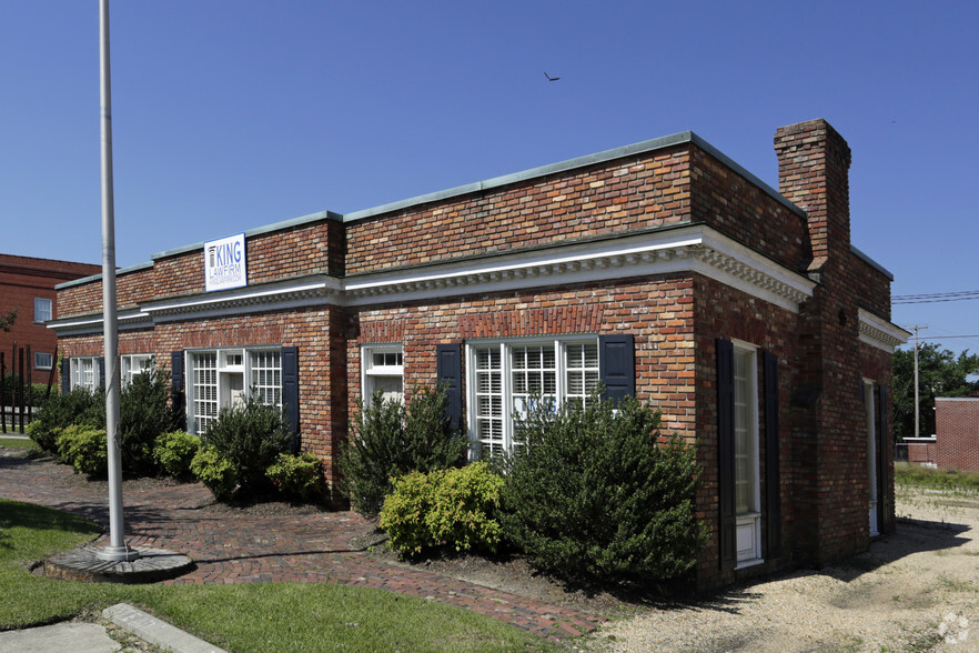 414 N Queen St, Kinston, NC for sale - Primary Photo - Image 1 of 1