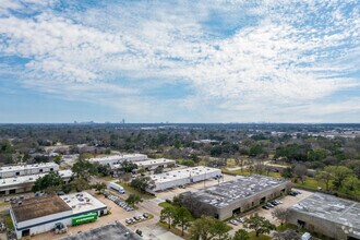 4515 S Pinemont Dr, Houston, TX - AERIAL  map view