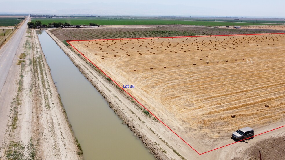 17712 Adobe Rd, Bakersfield, CA for sale - Aerial - Image 3 of 5