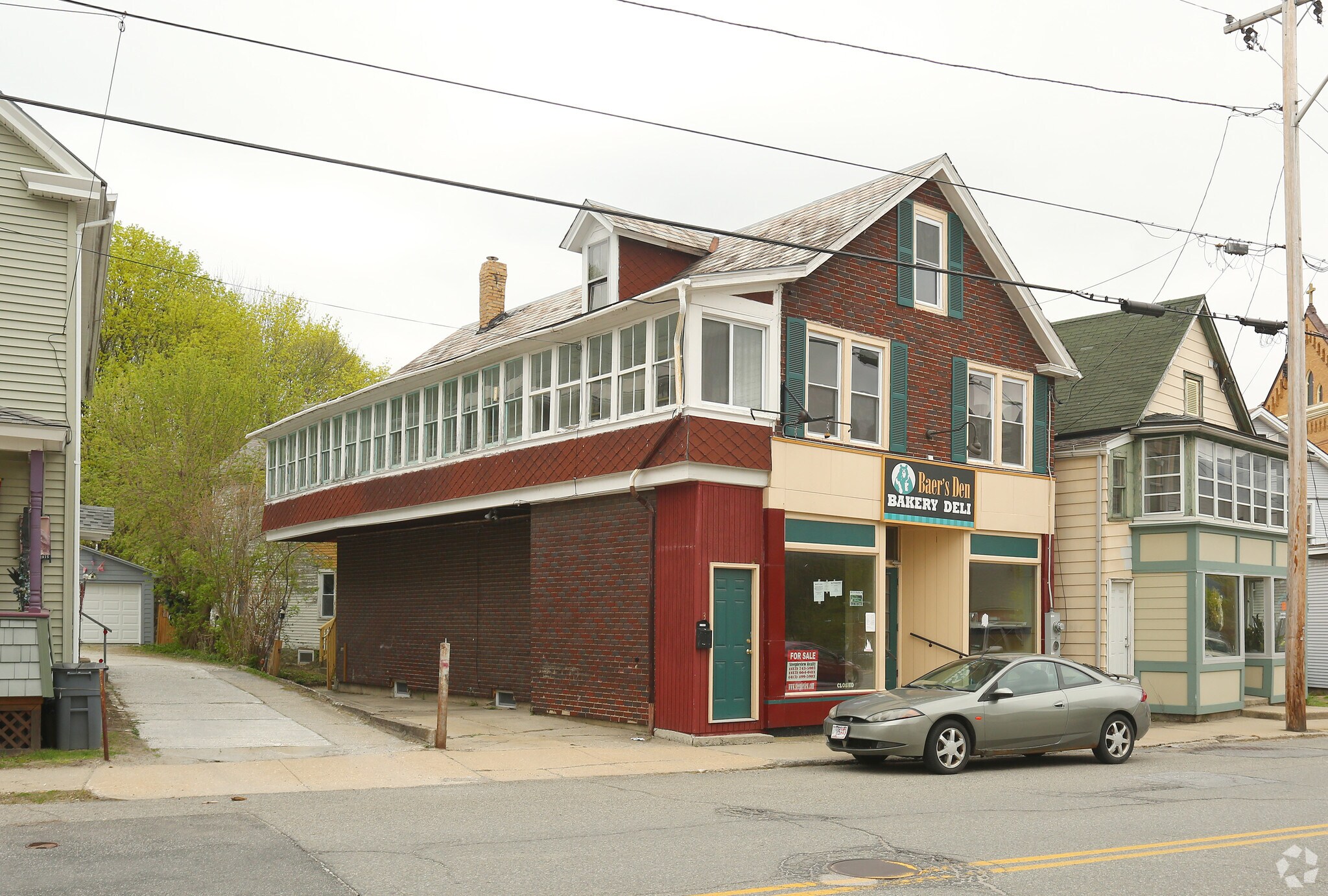 3 E Hoosac St, Adams, MA for sale Primary Photo- Image 1 of 1