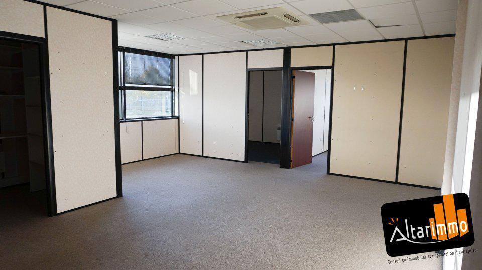 Office in Chartres for lease - Interior Photo - Image 2 of 5