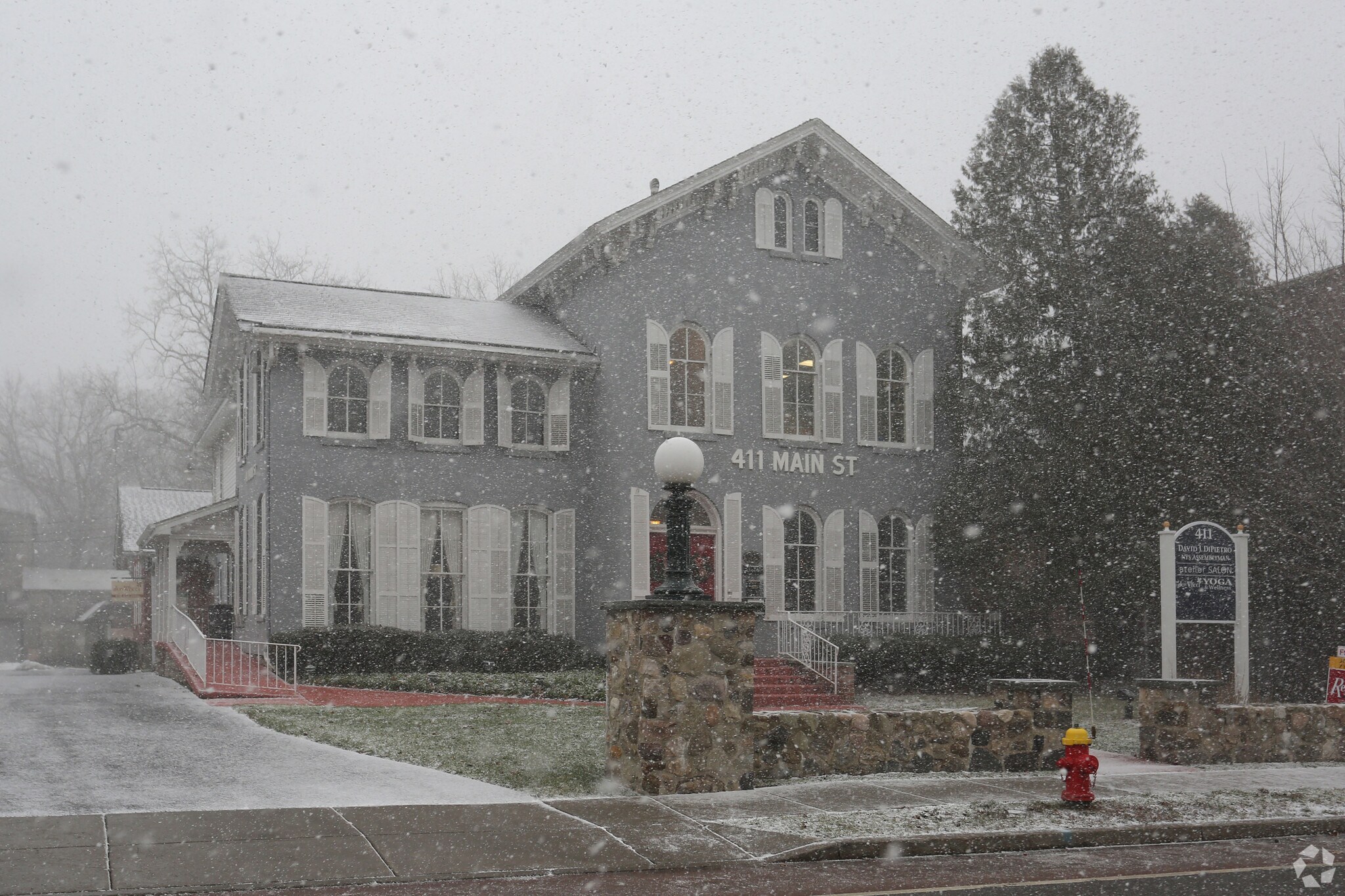 411 Main St, East Aurora, NY for sale Primary Photo- Image 1 of 1