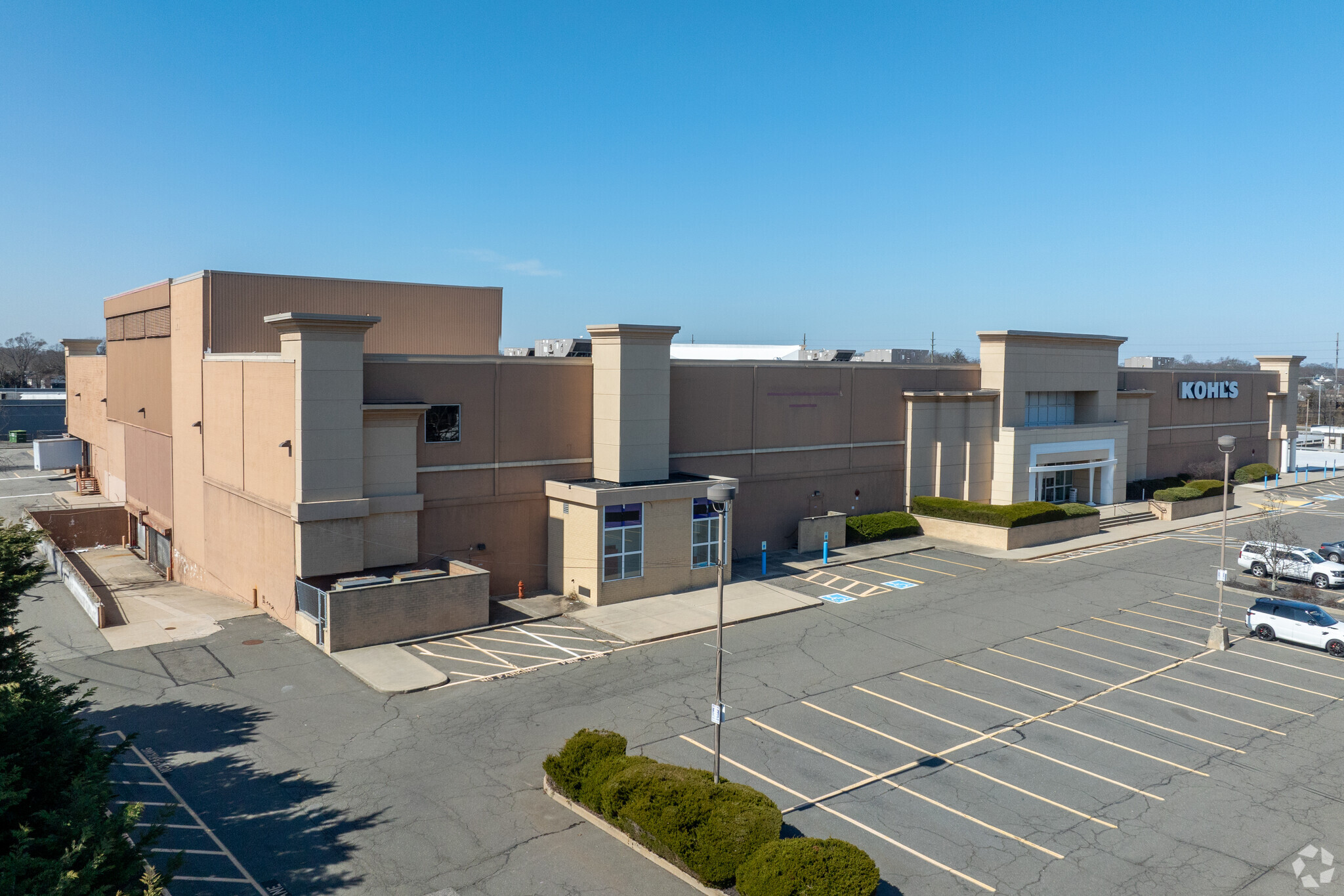 5300 Sunrise Hwy, Massapequa, NY for lease Primary Photo- Image 1 of 6