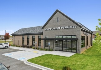 More details for Capitol Drive & Pewaukee Rd, Pewaukee, WI - Retail for Sale