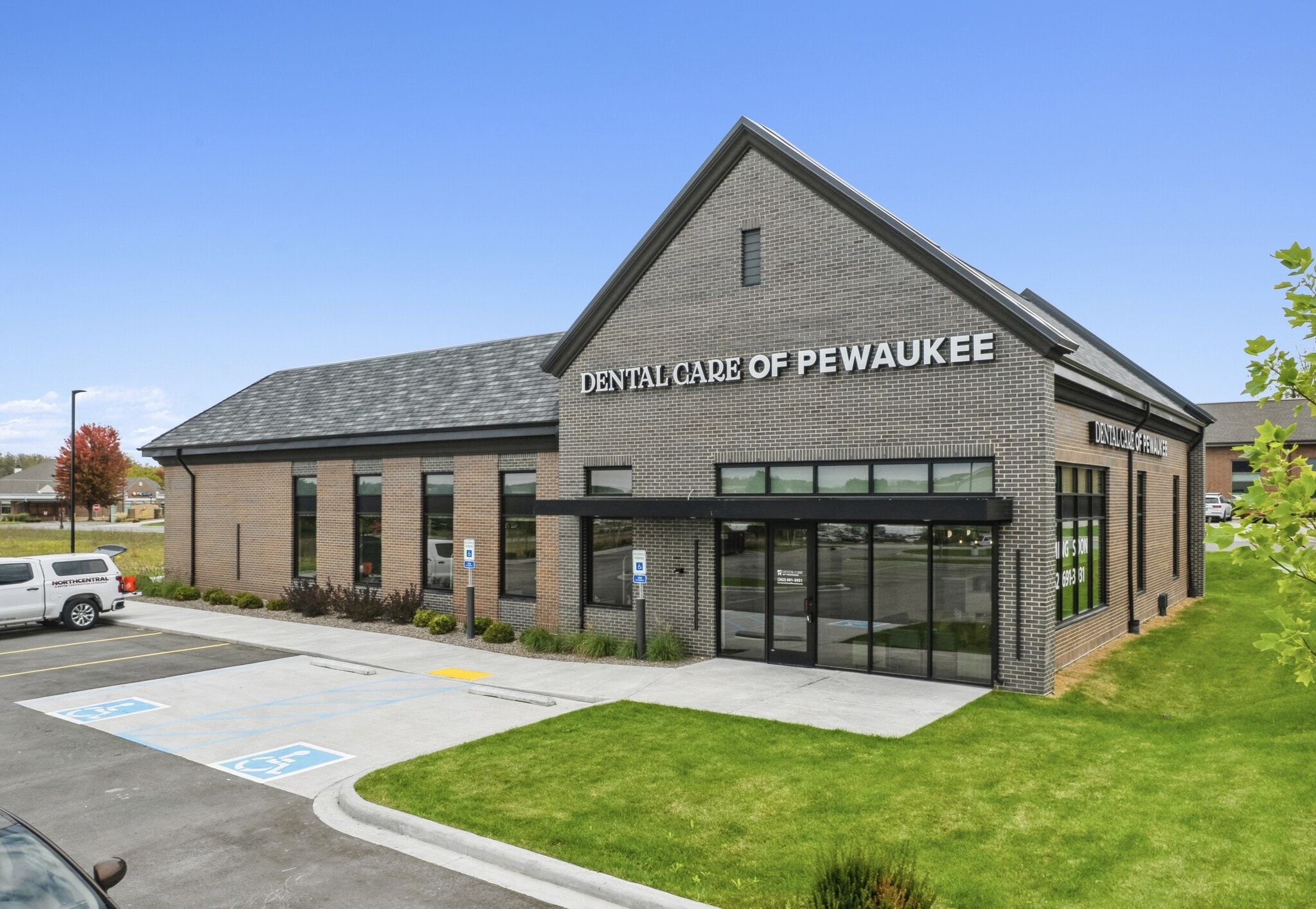 Capitol Drive & Pewaukee Rd, Pewaukee, WI for sale Primary Photo- Image 1 of 7