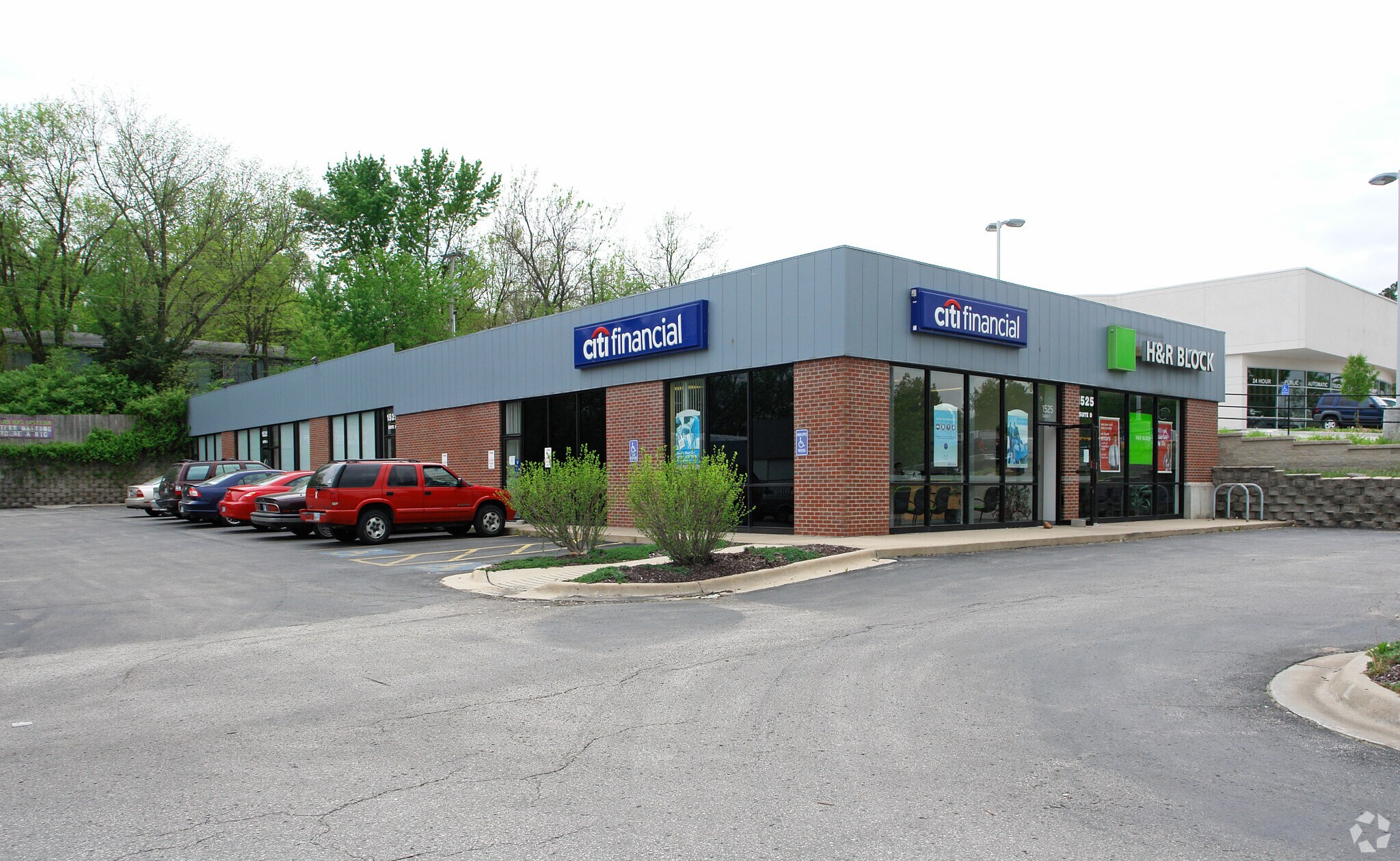 1525-1533 W 6th St, Lawrence, KS for sale Primary Photo- Image 1 of 1