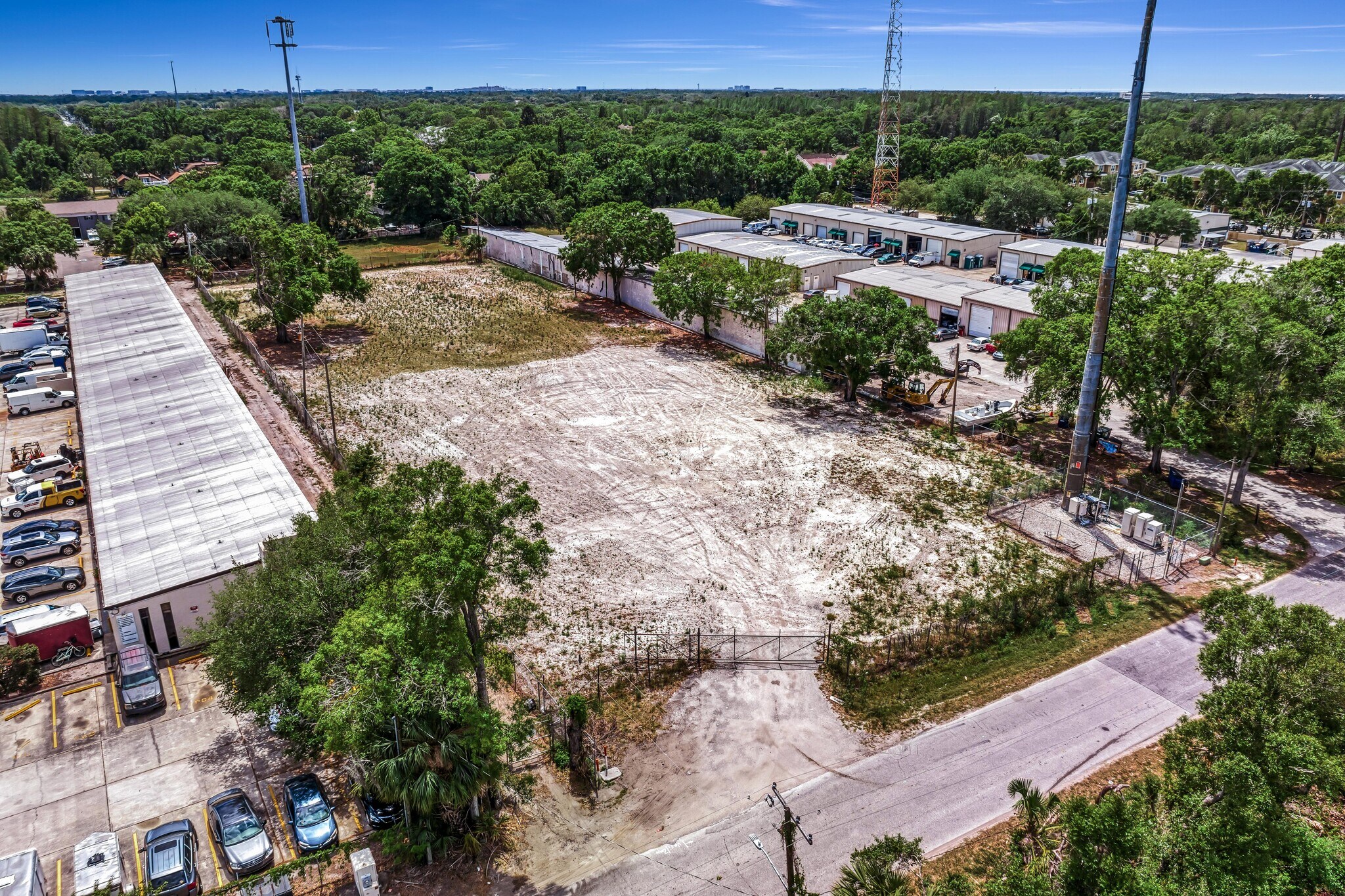 9400 Lazy Ln, Tampa, FL for sale Building Photo- Image 1 of 1