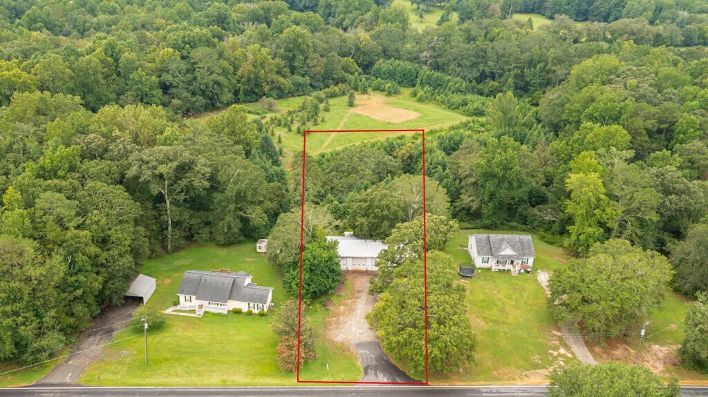 1416 Dee Kennedy Rd, Hoschton, GA 30548