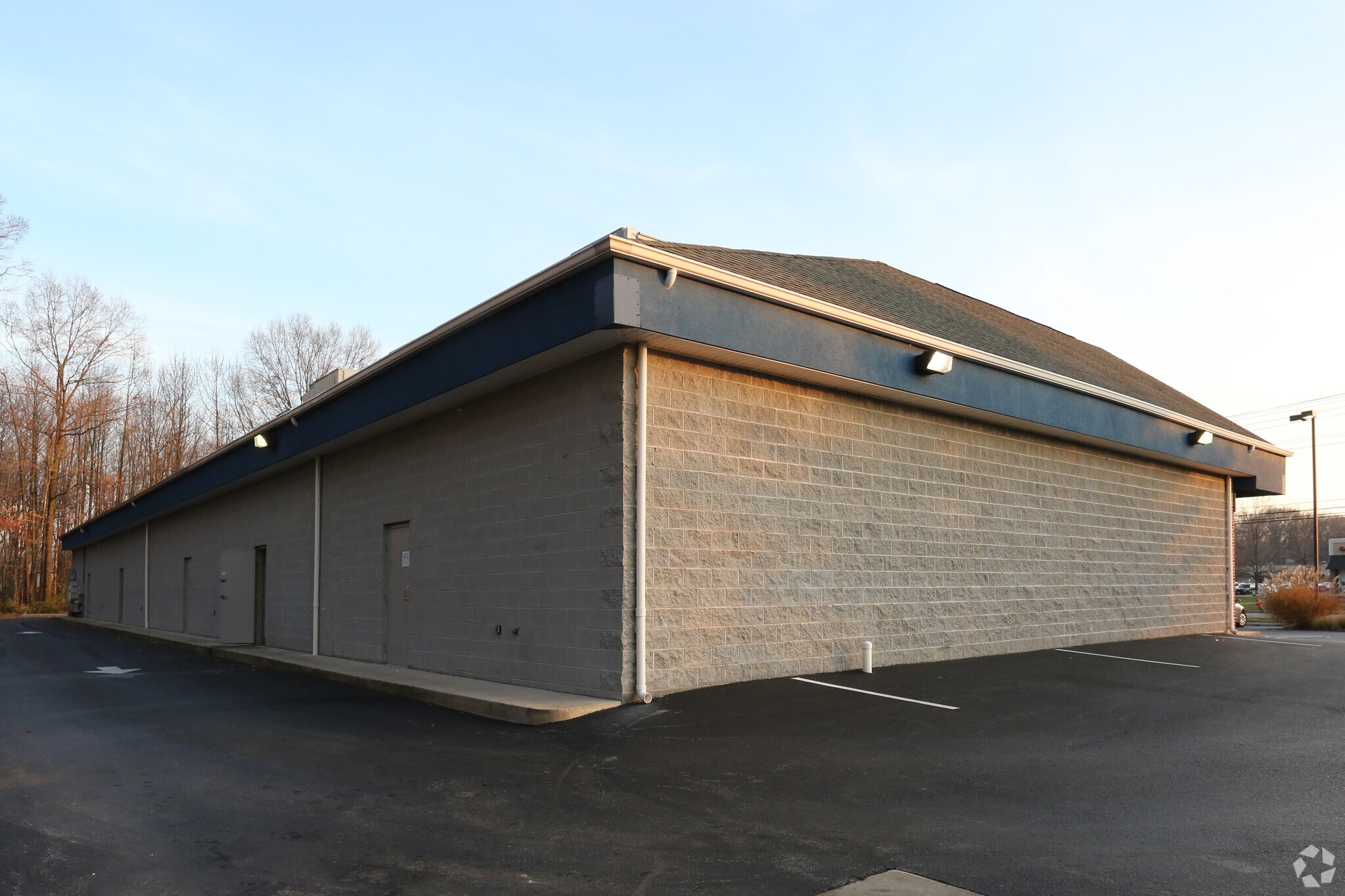 105 Carroll Island Rd, Middle River, MD 21220 Carroll Island Shopping