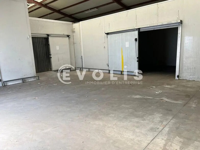 13 Rue Marx Dormoy, Vénissieux for lease - Interior Photo - Image 3 of 15