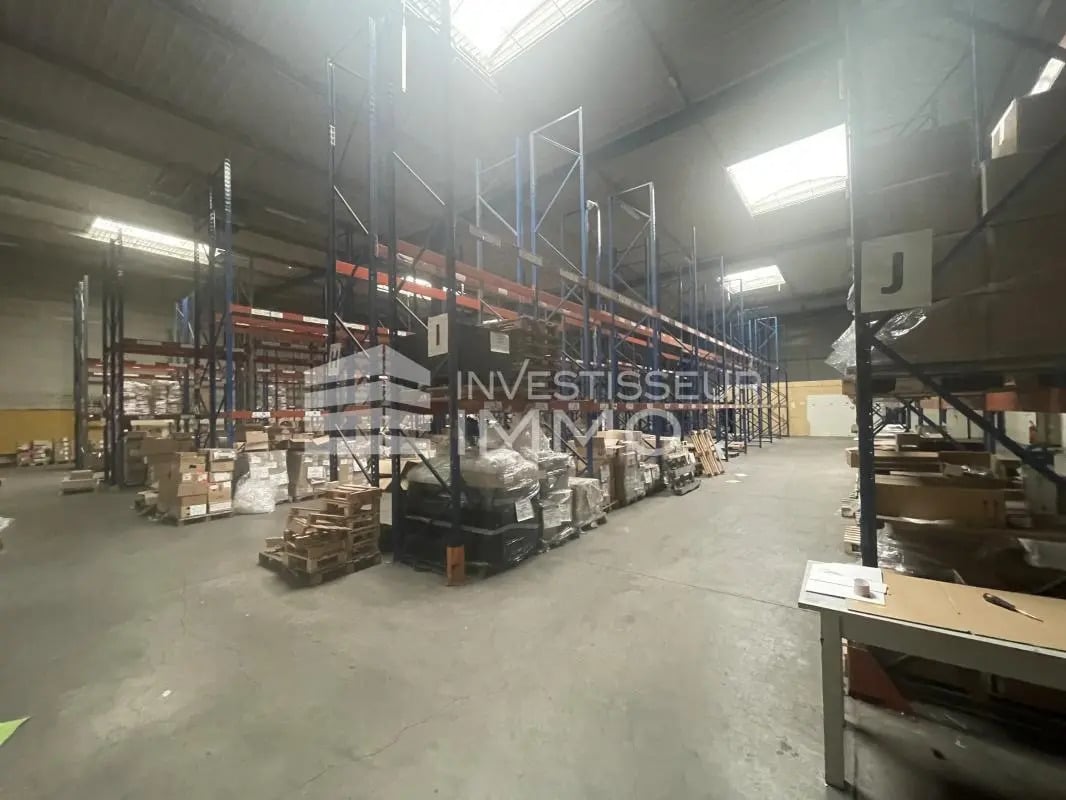 Office in Torcy for lease Interior Photo- Image 1 of 9