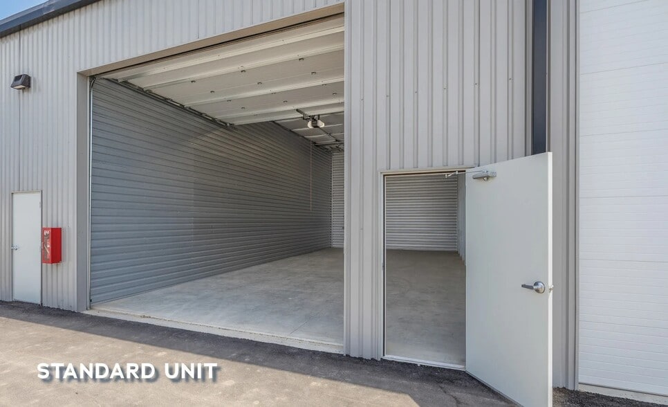 4751 Ustick Rd, Meridian, ID for sale - Interior Photo - Image 3 of 14