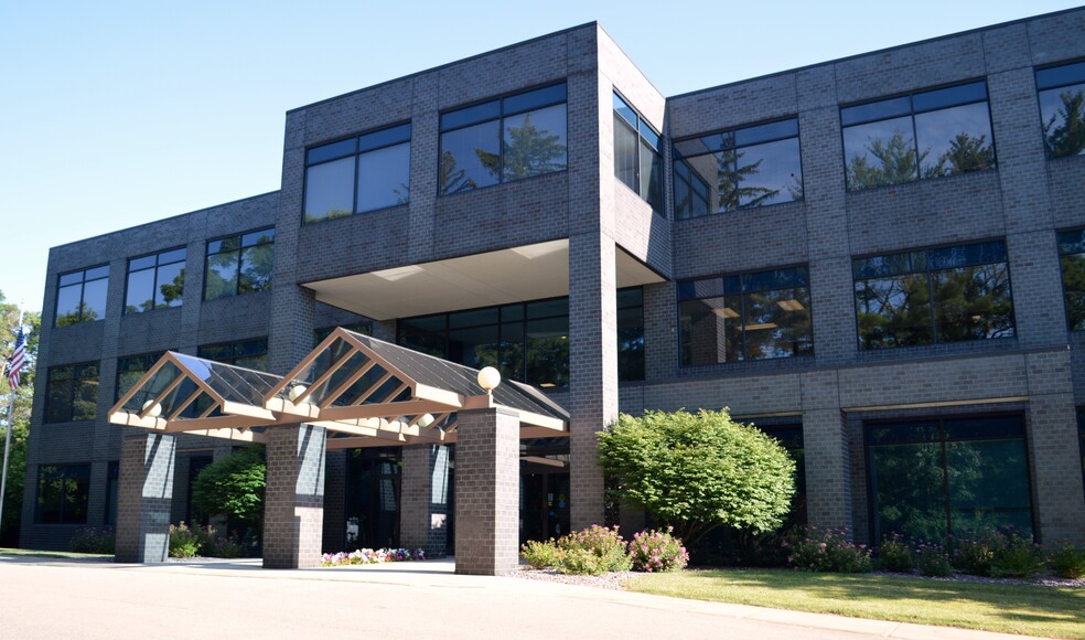 2909 Landmark Pl, Madison, WI for lease - Building Photo - Image 1 of 11