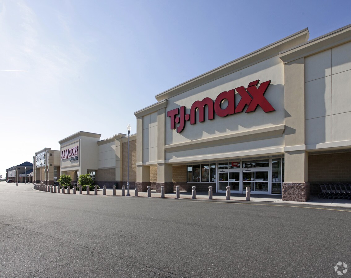 150200 Upland Square Dr, Pottstown, PA 19464