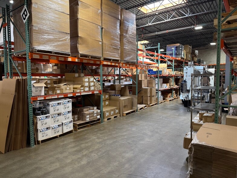 45 Banfi Plz, Farmingdale, NY for lease - Building Photo - Image 3 of 7